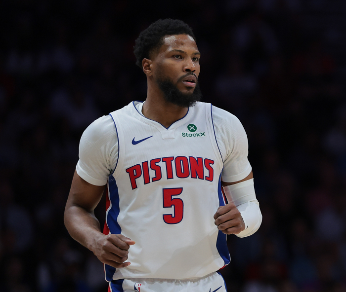 勇士首笔签约达成，库里联盟第1！乔丹科比刷新纪录，比斯利真香